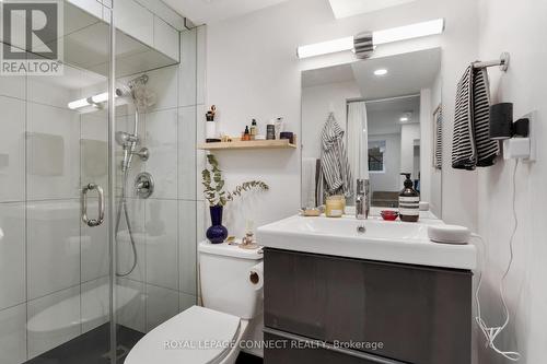 44 Symington Avenue, Toronto, ON - Indoor Photo Showing Bathroom