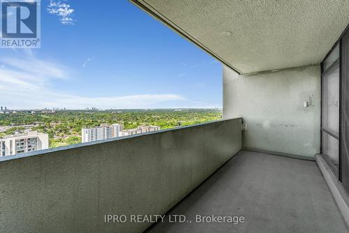 2209 - 3300 Don Mills Road, Toronto, ON - Outdoor With View With Exterior