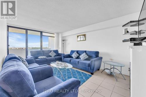 2209 - 3300 Don Mills Road, Toronto (Don Valley Village), ON - Indoor Photo Showing Living Room