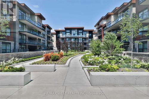 301 - 1575 Lakeshore Road W, Mississauga, ON - Outdoor With Facade