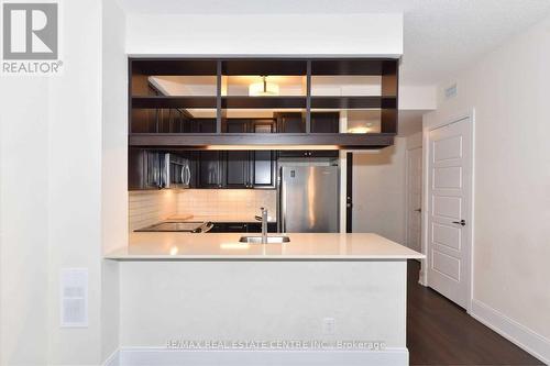 3308 - 15 Viking Lane, Toronto, ON - Indoor Photo Showing Kitchen