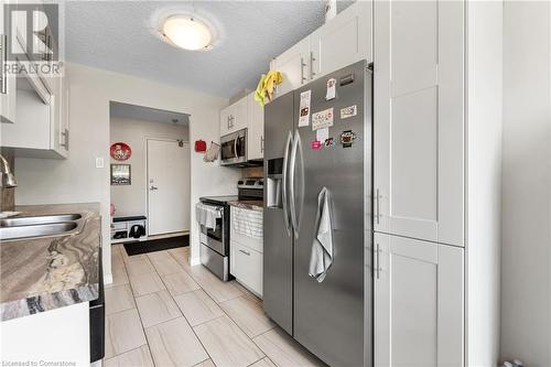 200 Jamieson Parkway Unit# 111, Cambridge, ON - Indoor Photo Showing Kitchen With Stainless Steel Kitchen