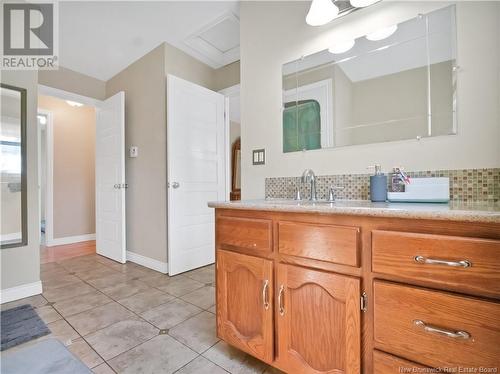 28 Fulton Crescent, Moncton, NB - Indoor Photo Showing Bathroom