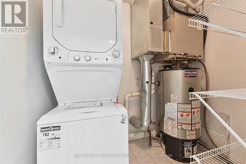 506 Grandview Way, Toronto, ON - Indoor Photo Showing Laundry Room