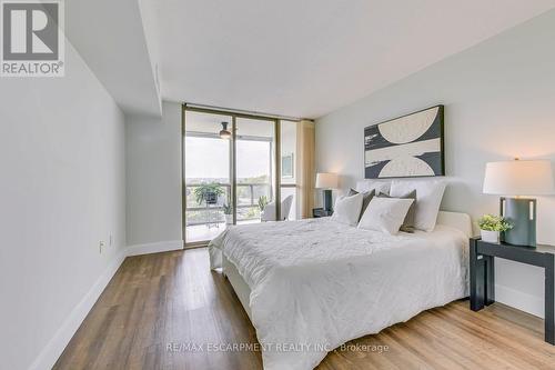 709 - 5090 Pinedale Avenue, Burlington, ON - Indoor Photo Showing Bedroom