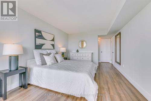 709 - 5090 Pinedale Avenue, Burlington, ON - Indoor Photo Showing Bedroom