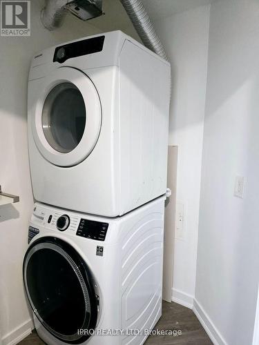 306 - 5 Rowntree Road, Toronto, ON - Indoor Photo Showing Laundry Room