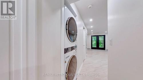 Lower B - 40 Stanwood Crescent, Toronto (Humbermede), ON - Indoor Photo Showing Laundry Room