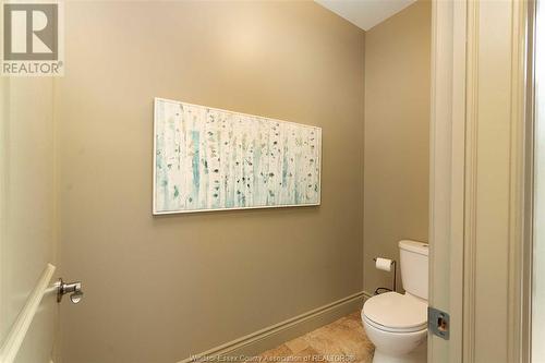 3010 Bridgeway Boulevard, Lasalle, ON - Indoor Photo Showing Bathroom