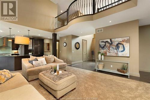 3010 Bridgeway Boulevard, Lasalle, ON - Indoor Photo Showing Living Room