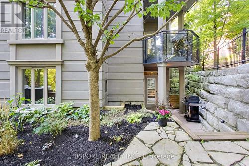 B08 - 245 Dalesford Road, Toronto (Stonegate-Queensway), ON - Outdoor