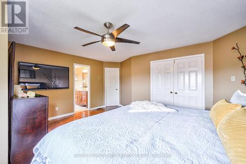 1348 Pilgrims Way, Oakville, ON - Indoor Photo Showing Bedroom