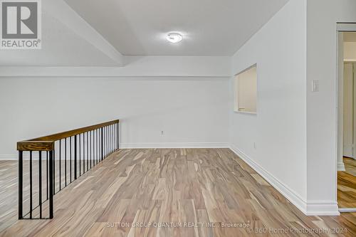 304 - 965 Inverhouse Drive, Mississauga (Clarkson), ON - Indoor Photo Showing Kitchen With Double Sink