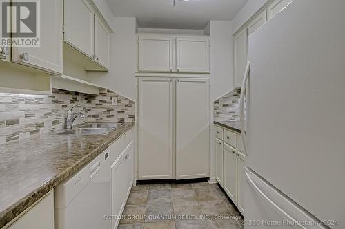 304 - 965 Inverhouse Drive, Mississauga (Clarkson), ON - Indoor Photo Showing Kitchen With Double Sink