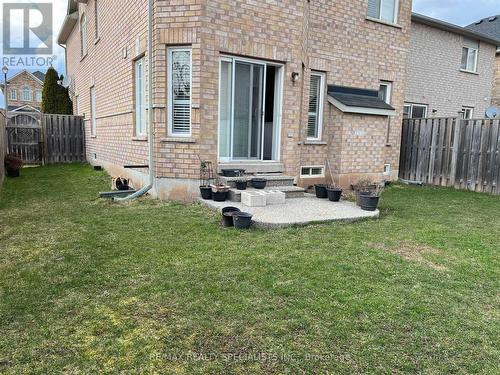 5882 Blue Spruce Avenue, Burlington (Orchard), ON - Outdoor