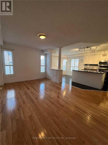 5882 Blue Spruce Avenue, Burlington, ON - Indoor Photo Showing Other Room