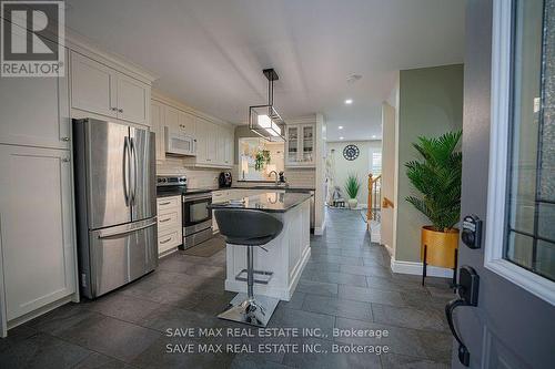 46 Cedarvale Avenue, Guelph (Central West), ON - Indoor Photo Showing Kitchen