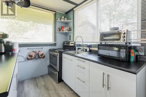 14 Hargrave Road, Kawartha Lakes, ON - Indoor Photo Showing Kitchen