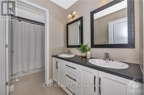 404 Cavesson Street, Ottawa, ON - Indoor Photo Showing Bathroom