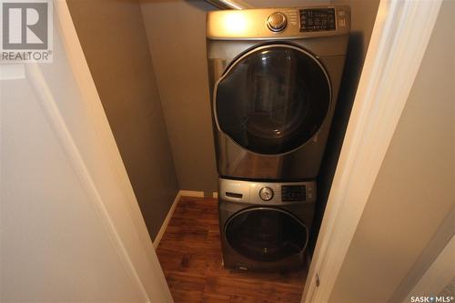 204 3818 Dewdney Avenue E, Regina, SK - Indoor Photo Showing Laundry Room