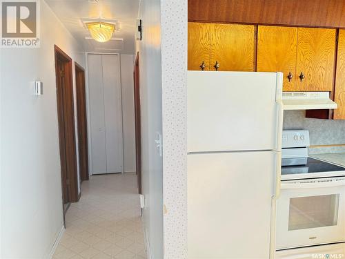 1027 7Th Street, Humboldt, SK - Indoor Photo Showing Kitchen