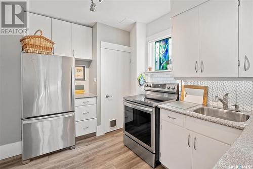 525 10Th Street E, Saskatoon, SK - Indoor Photo Showing Kitchen