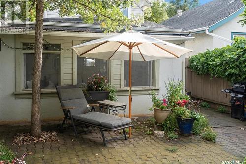 525 10Th Street E, Saskatoon, SK - Outdoor