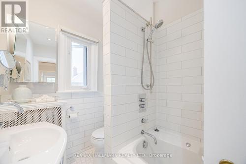 18 Jedburgh Road, Toronto (Lawrence Park North), ON - Indoor Photo Showing Bathroom