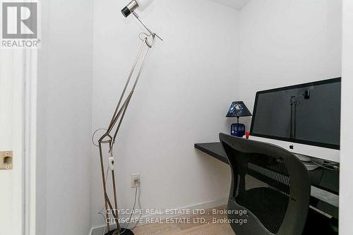 2502 - 170 Bayview Avenue, Toronto, ON - Indoor Photo Showing Other Room