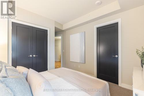 517 - 55 Front Street E, Toronto (Waterfront Communities), ON - Indoor Photo Showing Bedroom