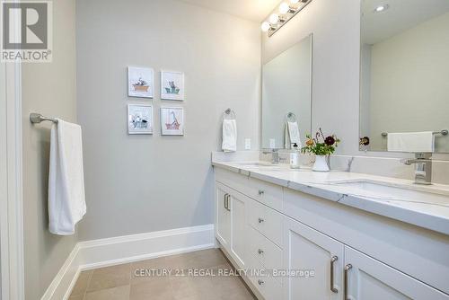 84 Chester Avenue, Toronto, ON - Indoor Photo Showing Bathroom