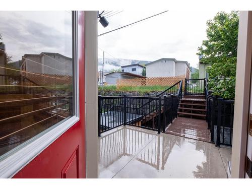 206 Vernon Street, Nelson, BC - Outdoor With Exterior