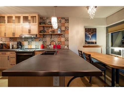 206 Vernon Street, Nelson, BC - Indoor Photo Showing Kitchen With Double Sink