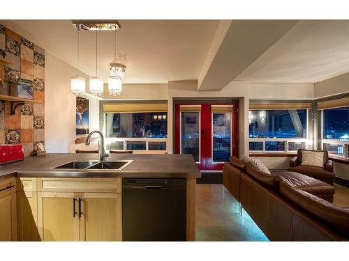 206 Vernon Street, Nelson, BC - Indoor Photo Showing Kitchen With Double Sink