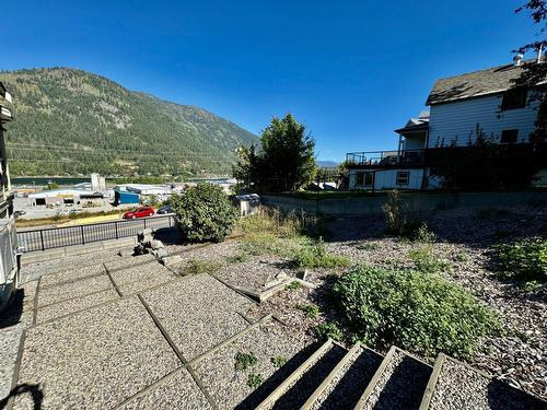 206 Vernon Street, Nelson, BC - Outdoor