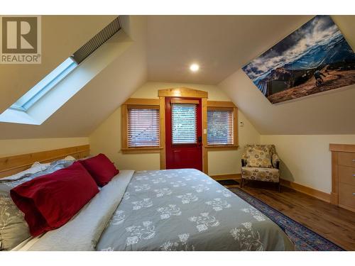 206 Vernon  Street, Nelson, BC - Indoor Photo Showing Bedroom