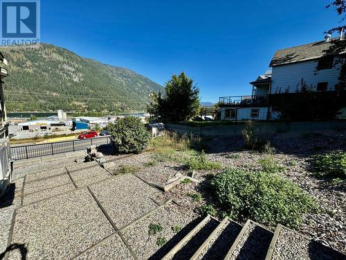 206 Vernon  Street, Nelson, BC - Outdoor