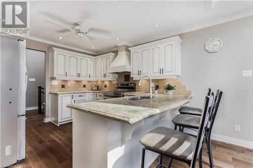 46 Royal Court, Bradford, ON - Indoor Photo Showing Kitchen