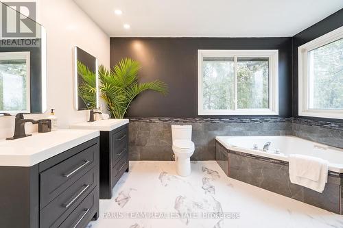 23 Greengables Drive, Oro-Medonte, ON - Indoor Photo Showing Bathroom