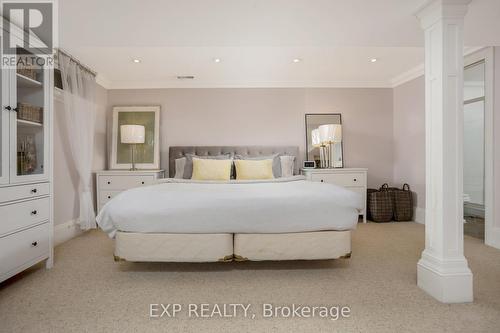 262 Alscot Crescent, Oakville, ON - Indoor Photo Showing Bedroom