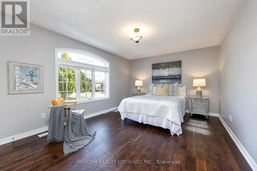 2066 Helmsley Avenue, Oakville (West Oak Trails), ON - Indoor Photo Showing Bedroom