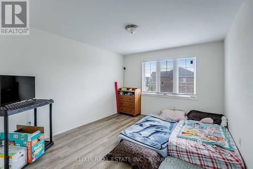 1198 Plato Drive, Fort Erie, ON - Indoor Photo Showing Bedroom