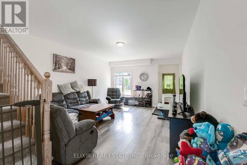 1198 Plato Drive, Fort Erie, ON - Indoor Photo Showing Living Room