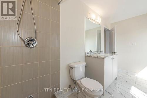 7 Rudder Road, Welland, ON - Indoor Photo Showing Bathroom