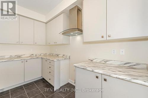 59 Downriver Drive, Welland, ON - Indoor Photo Showing Kitchen