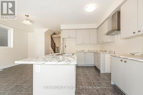 59 Downriver Drive, Welland, ON - Indoor Photo Showing Kitchen