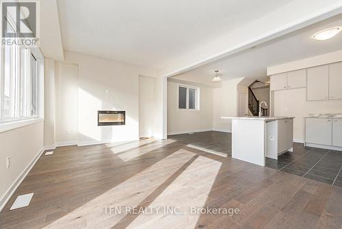 59 Downriver Drive, Welland, ON - Indoor Photo Showing Kitchen