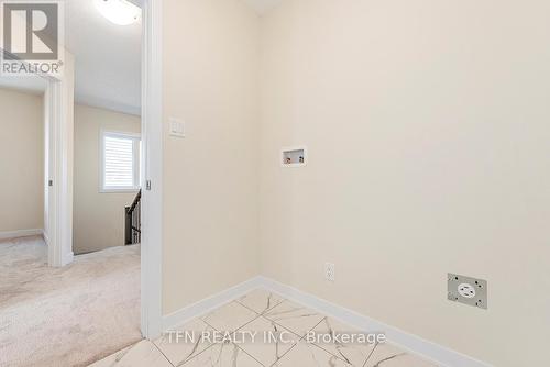 59 Downriver Drive, Welland, ON - Indoor Photo Showing Other Room