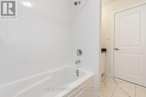 59 Downriver Drive, Welland, ON - Indoor Photo Showing Bathroom