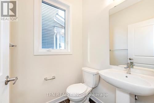 59 Downriver Drive, Welland, ON - Indoor Photo Showing Bathroom